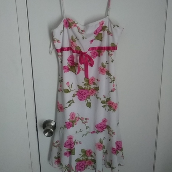 Summer dress by Taboo - Picture 1 of 4